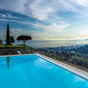 Frühstückspension Gaia - Luxury Villa, Pool & Wellness Bordighera